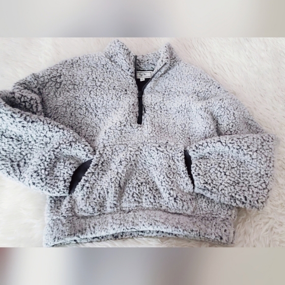 *NEW* Fuzzy Gray Teddy Bear Pullover Sweater | Hippie Rose, XS - Picture 2 of 7